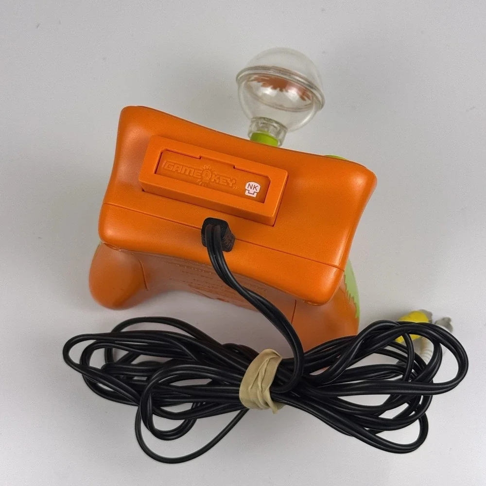 Nickelodeon Nicktoons Plug 'N Play TV Game 2005 Jakks Pacific Orange Green Works